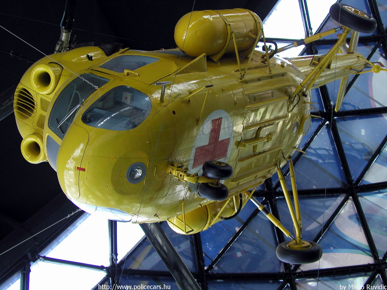 Mil Mi-2, fotó: Misko Ruvidic
Keywords: helikopter mentő mentőhelikopter Szerbia szerb