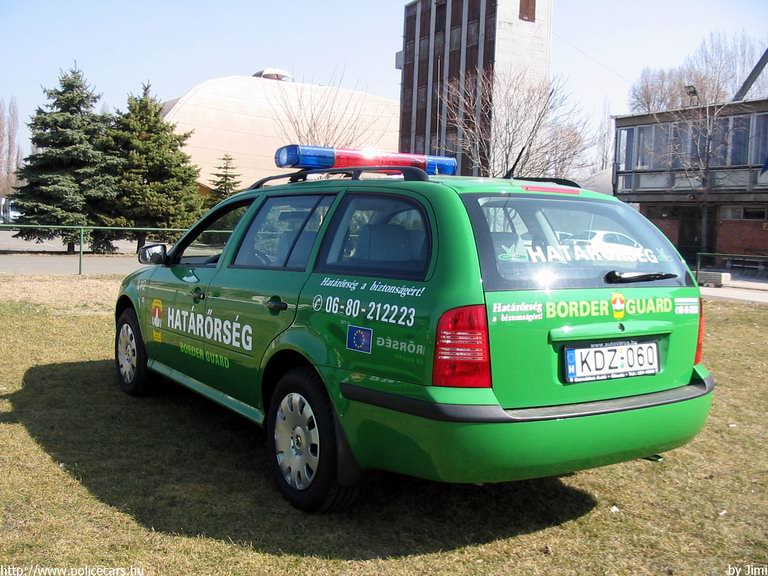 Skoda Octavia, fotó: Jimi
Keywords: határőrség hőr határőr magyar Magyarország border guard hungarian Hungary KDZ-060