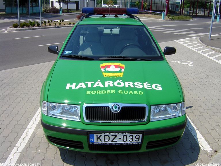 Skoda Octavia, fotó: Gzozzo pictures
Keywords: határőrség hőr határőr magyar Magyarország border guard hungarian Hungary KDZ-039