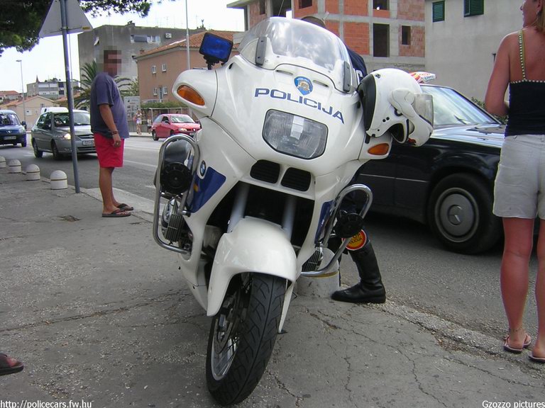 BMW, fotó: Gzozzo pictures
Keywords: Horvátország rendőrség rendőrautó horvát rendőr policecar police Croatia croatian