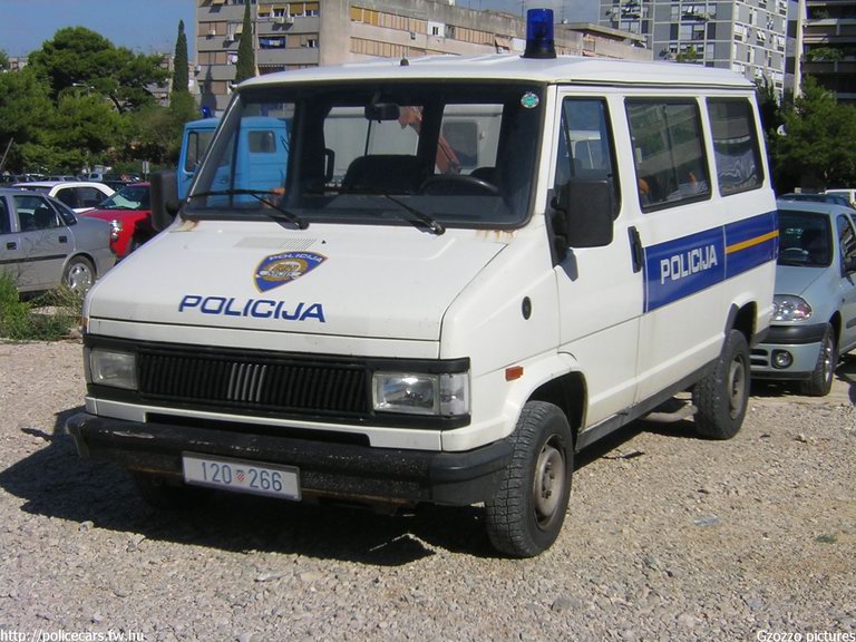 Fiat Ducato, fotó: Gzozzo pictures
Keywords: Horvátország rendőrség rendőrautó horvát rendőr policecar police Croatia croatian
