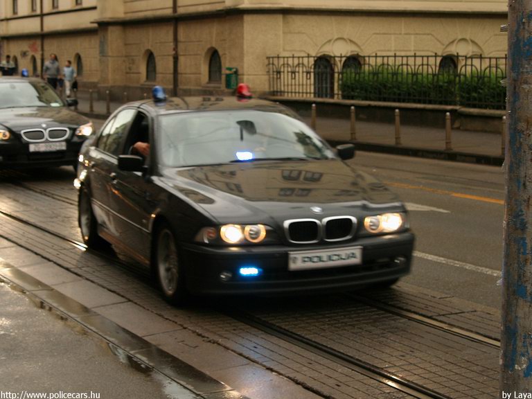 BMW 5, fotó: Laya
Keywords: Horvátország rendőrség rendőrautó horvát Croatia croatian police policecar