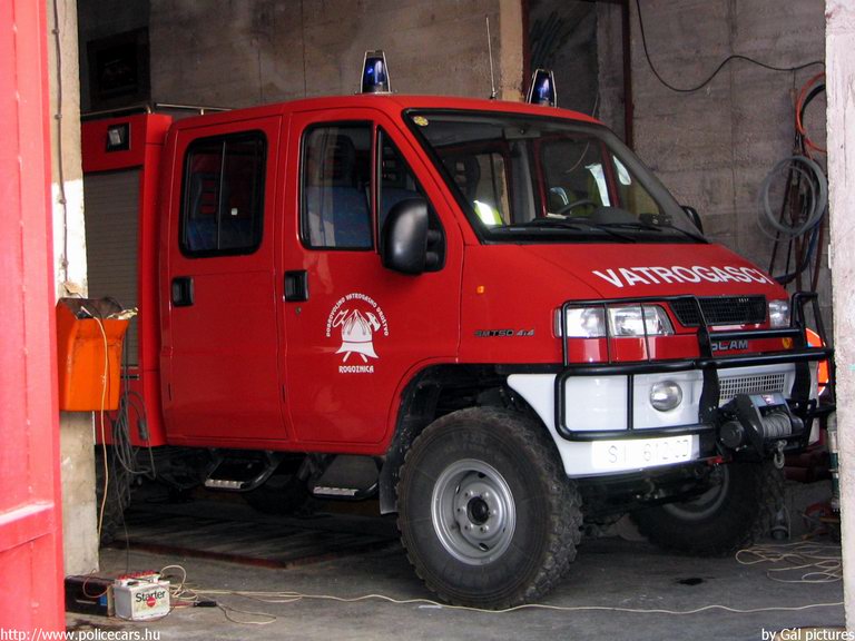 SCAM, fotó: Gál András
Keywords: Horvátország tûzoltóság tûzoltóautó horvát Croatia croatian firefighter firetruck fire