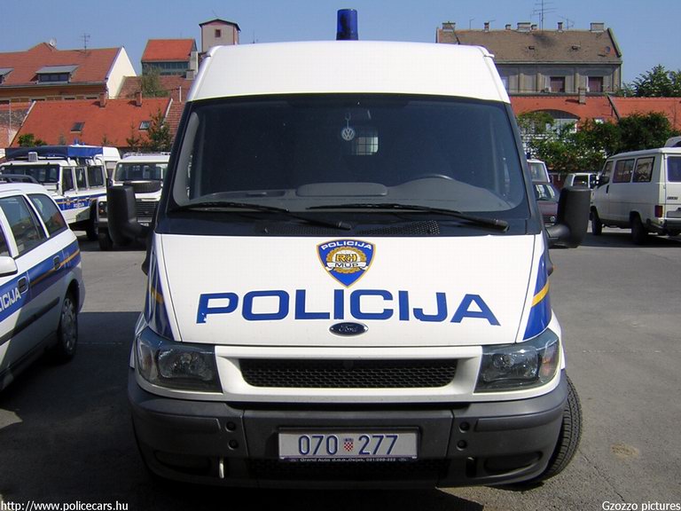 Ford Transit, fotó: Gzozzo pictures
Keywords: Horvátország rendőrség rendőrautó horvát rendőr policecar police Croatia croatian