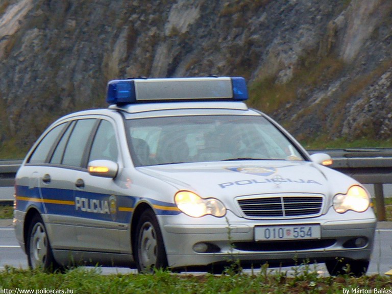 Mercedes C, fotó: Márton Balázs
Keywords: Horvátország rendőrség rendőrautó horvát rendőr policecar police Croatia croatian