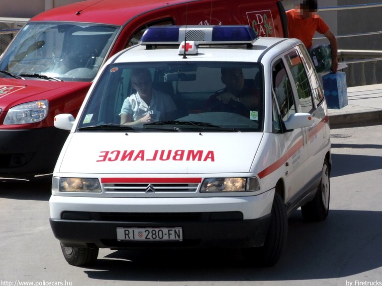 Citroen Jumpy, fotó: Firetrucks
Keywords: Horvátország mentő mentőautó horvát