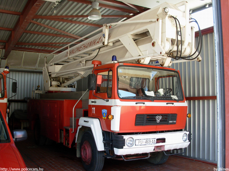 TAM 190T15, fotó: dénes
Keywords: Horvátország tûzoltóság tûzoltóautó horvát Croatia croatian firefighter firetruck fire