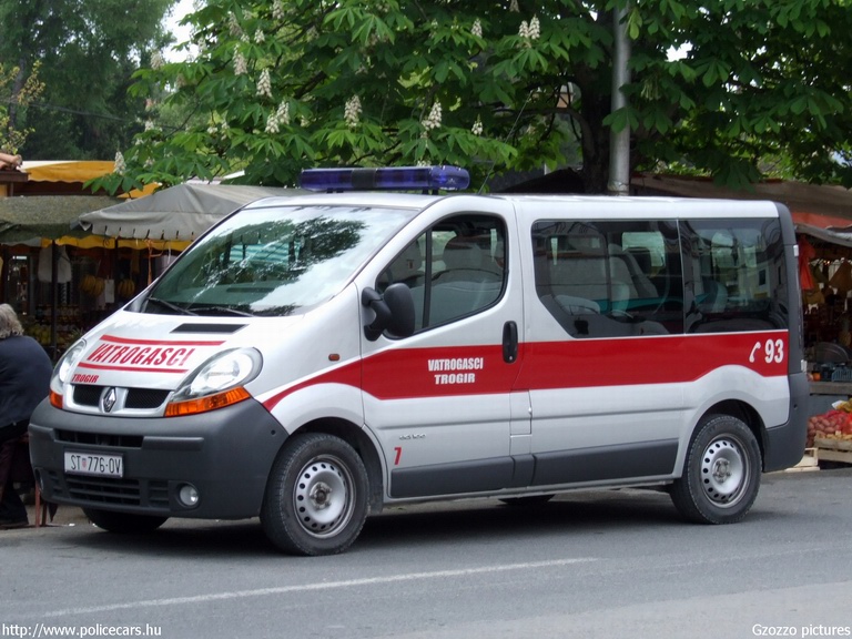 Renault Trafic, Trogir, fotó: Gzozzo pictures
Keywords: Horvátország tûzoltóság tûzoltóautó horvát Croatia croatian firefighter firetruck fire