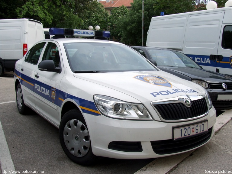 Skoda Octavia II Facelift, fotó: Gzozzo pictures
Keywords: rendőr rendőrautó rendőrség horvát Horvátország policecar police Croatia croatian