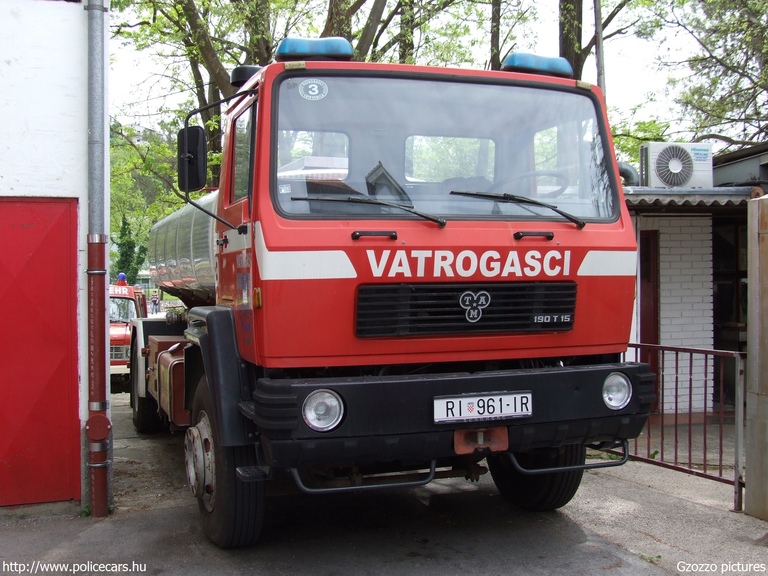 TAM 190 T15, Crikvenica, fotó: Gzozzo pictures
Keywords: Horvátország tûzoltóság tûzoltóautó horvát Croatia croatian firefighter firetruck fire