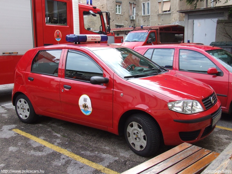 Fiat Punto, Rijeka, fotó: Gzozzo pictures
Keywords: Horvátország tûzoltóság tûzoltóautó horvát Croatia croatian firefighter firetruck fire