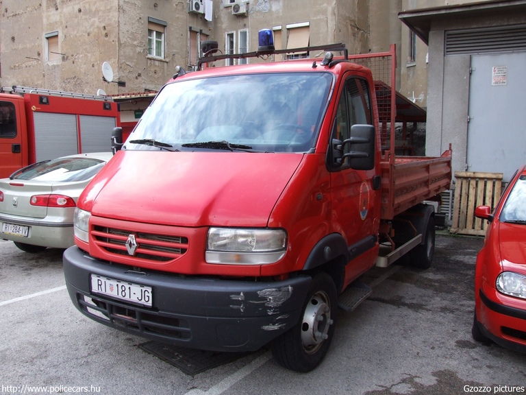 Renault Mascot, Rijeka, fotó: Gzozzo pictures
Keywords: Horvátország tûzoltóság tûzoltóautó horvát Croatia croatian firefighter firetruck fire
