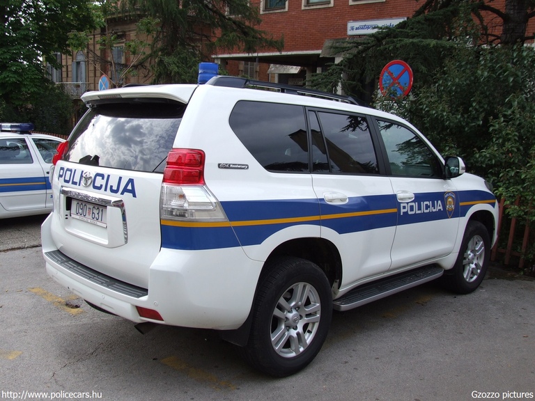 Toyota Land Cruiser, fotó: Gzozzo pictures
Keywords: rendőr rendőrautó rendőrség horvát Horvátország policecar police Croatia croatian