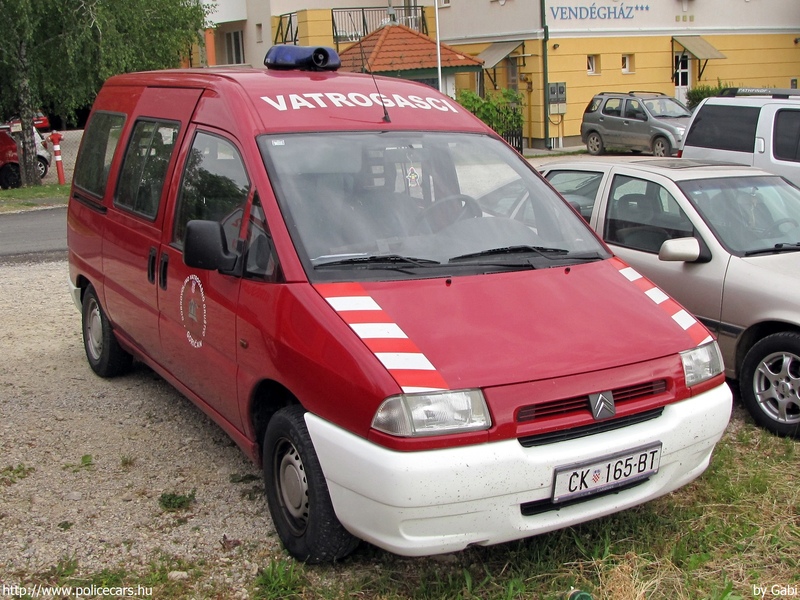 Citroen Jumpy, fotó: Gabi
Keywords: Horvátország tûzoltóság tûzoltóautó horvát Croatia croatian firefighter firetruck fire