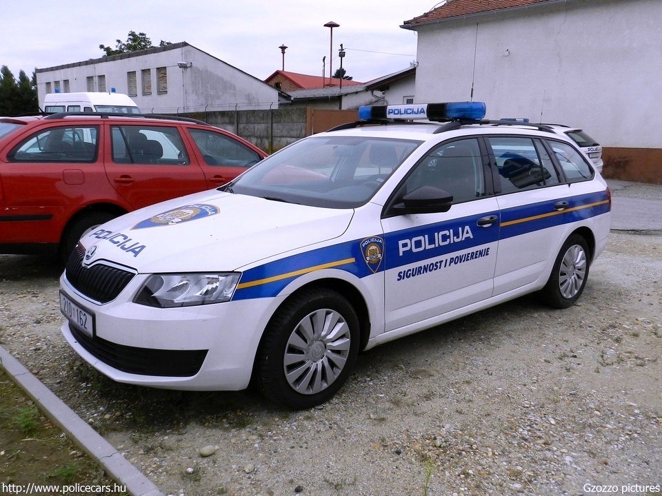 Skoda Octavia III, fotó: Gzozzo pictures
Keywords: rendőr rendőrautó rendőrség horvát Horvátország policecar police Croatia croatian