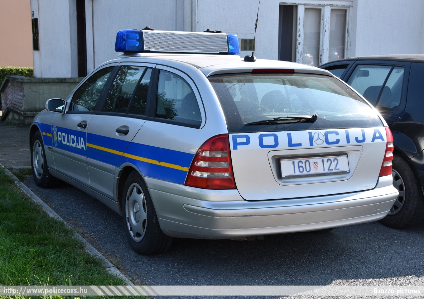 Mercedes C S203, fotó: Gzozzo pictures
Keywords: rendőr rendőrautó rendőrség horvát Horvátország policecar police Croatia croatian