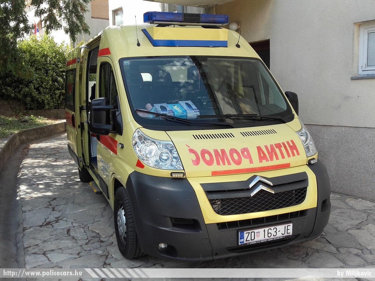 Citroen Jumper, fotó: Miljkovic
Keywords: horvát Horvátország mentő mentőautó Croatia croatian ambulance