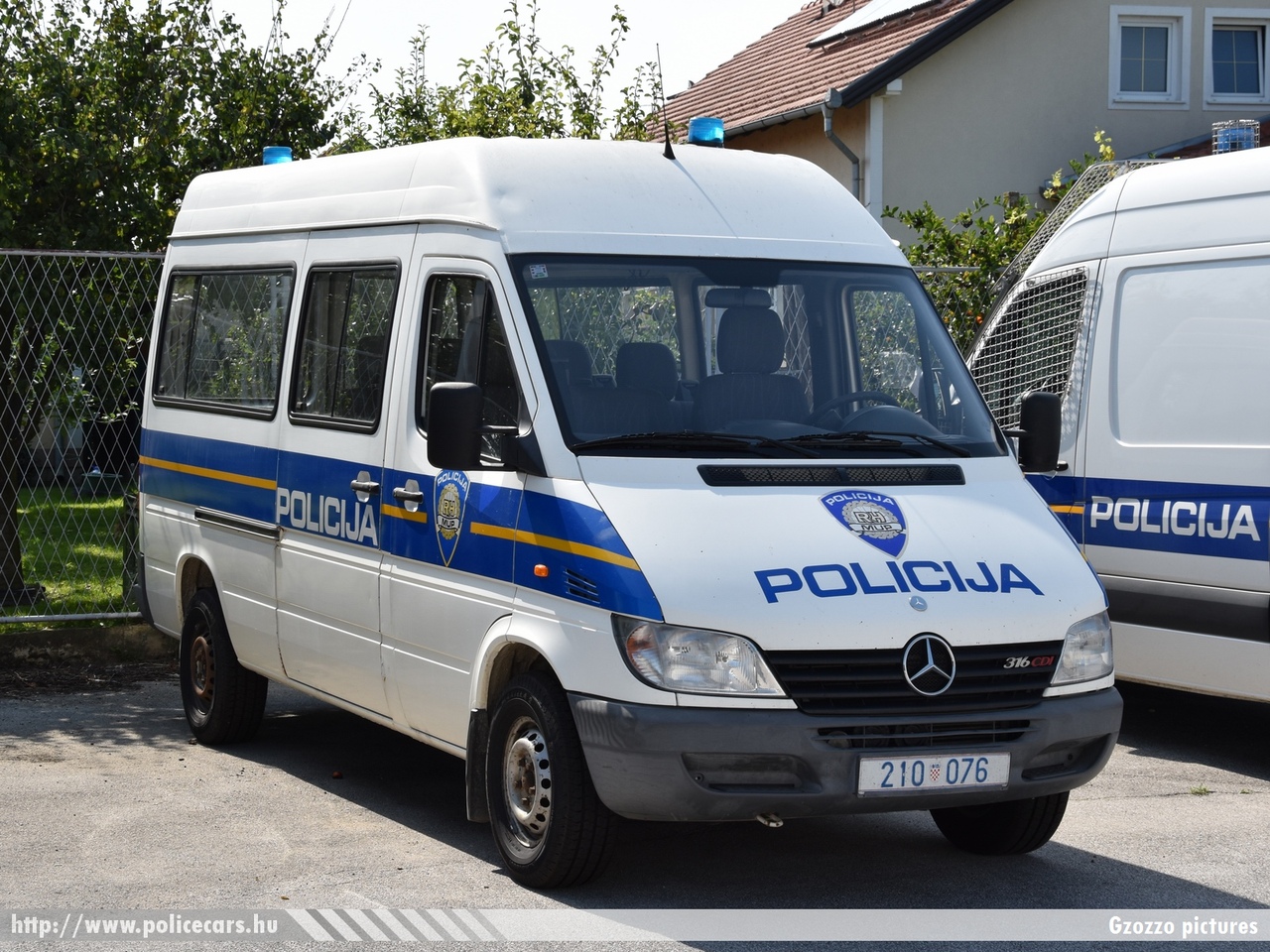 Mercedes - Benz Sprinter 316CDI, fotó: Gzozzo pictures
Keywords: croatian rendőr rendőrautó rendőrség horvát Horvátország policecar police Croatia