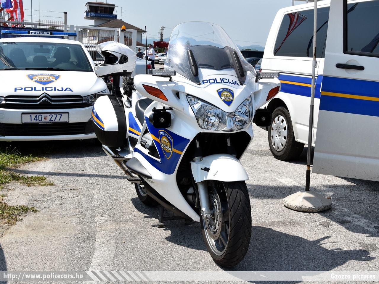 BMW, fotó: Gzozzo pictures
Keywords: croatian rendőr rendőrmotor rendőrség horvát Horvátország police Croatia