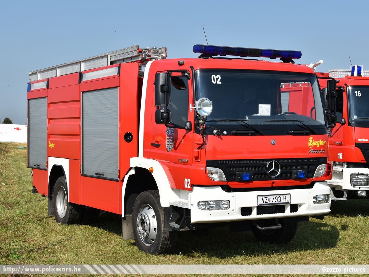 Mercedes Atego 1528, Varazdin, fotó: Gzozzo pictures
Keywords: Horvátország tûzoltóság tûzoltóautó horvát Croatia croatian firefighter firetruck fire