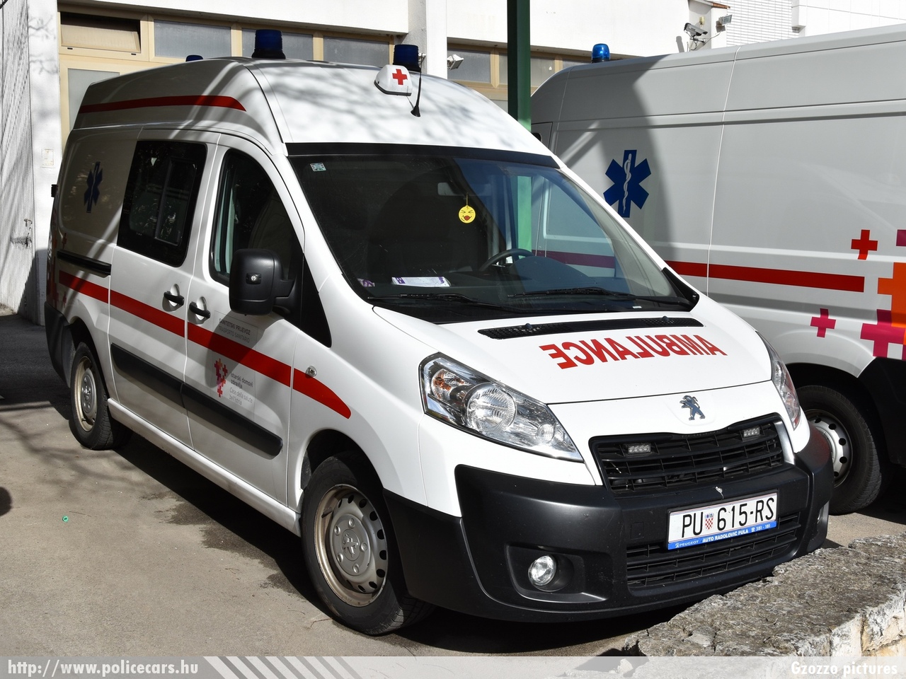 Peugeot Expert, fotó: Gzozzo pictures
Keywords: horvát Horvátország mentő mentőautó Croatia croatian ambulance