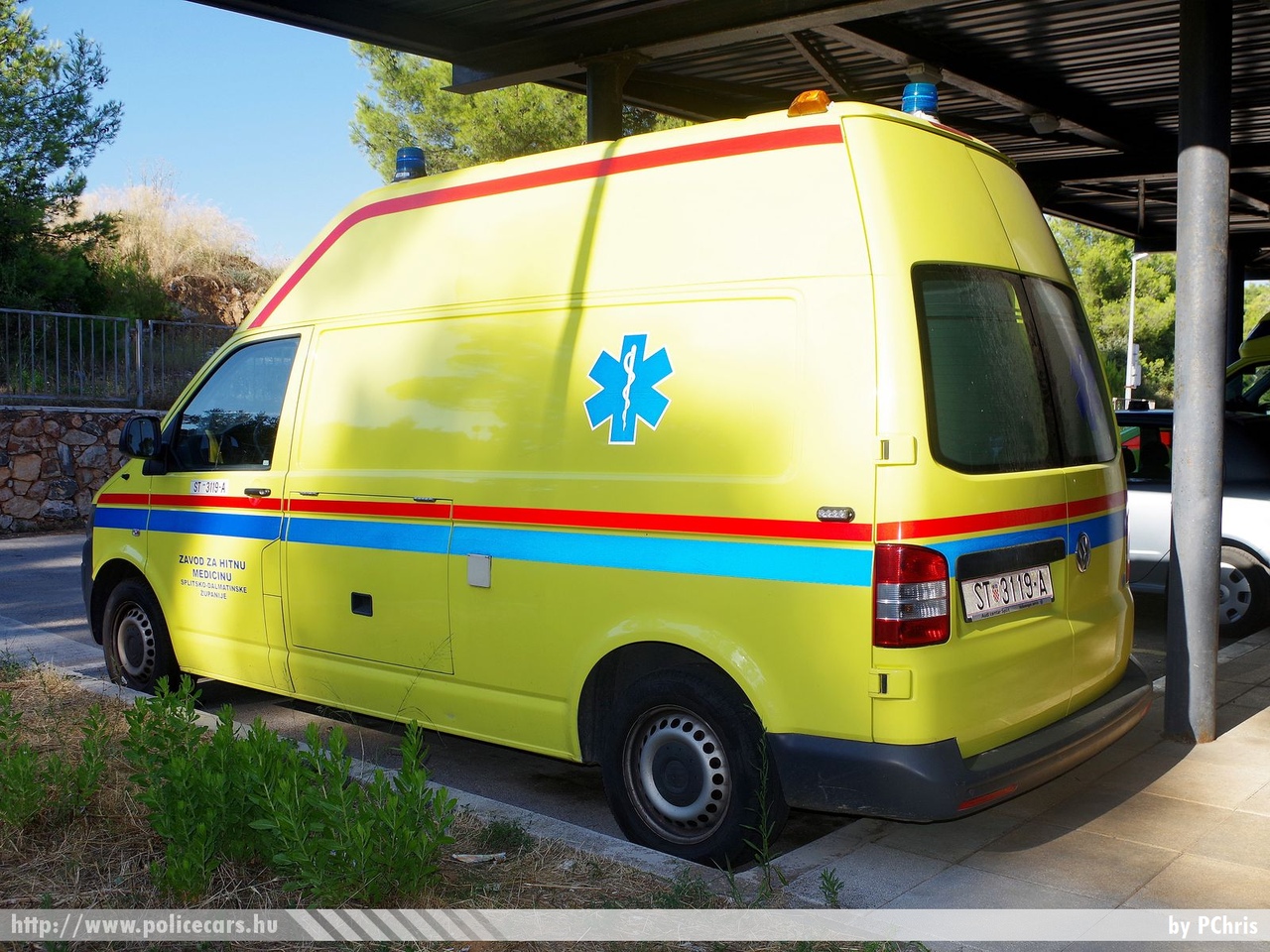 Volkswagen Transporter T5 facelift, fotó: PChris
Keywords: horvát Horvátország mentő mentőautó Croatia croatian ambulance