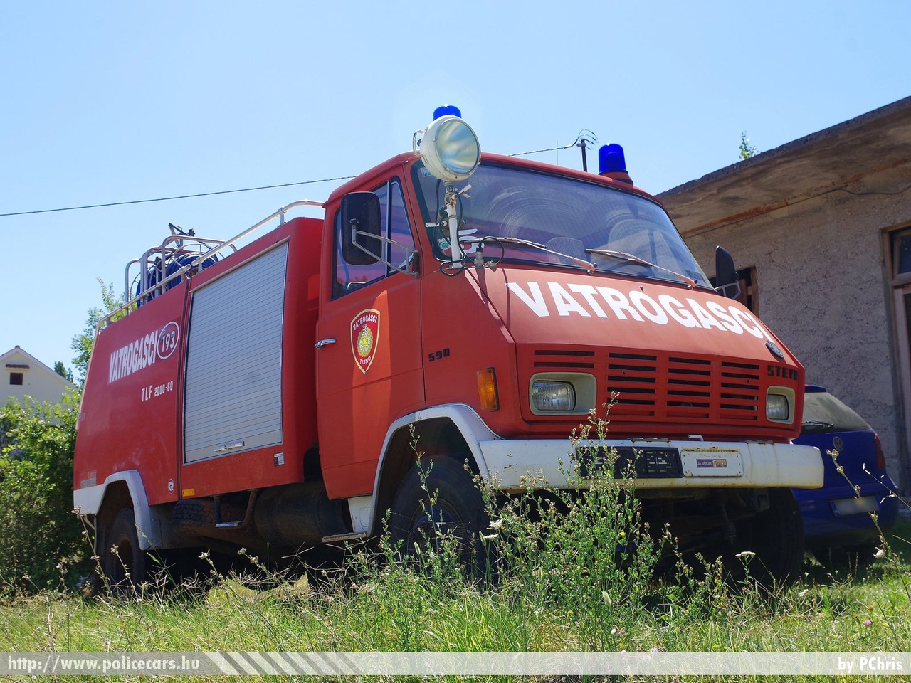 Steyr 590, Tisno, fotó: PChris
Keywords: Horvátország tûzoltóság tûzoltóautó horvát Croatia croatian firefighter firetruck fire