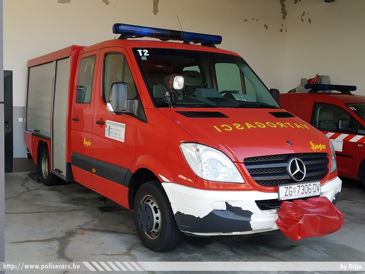 Mercedes-Benz Sprinter II, Hrvatske Autoceste, fotó: Dijja
Keywords: Horvátország tûzoltóság tûzoltóautó horvát Croatia croatian firefighter firetruck fire
