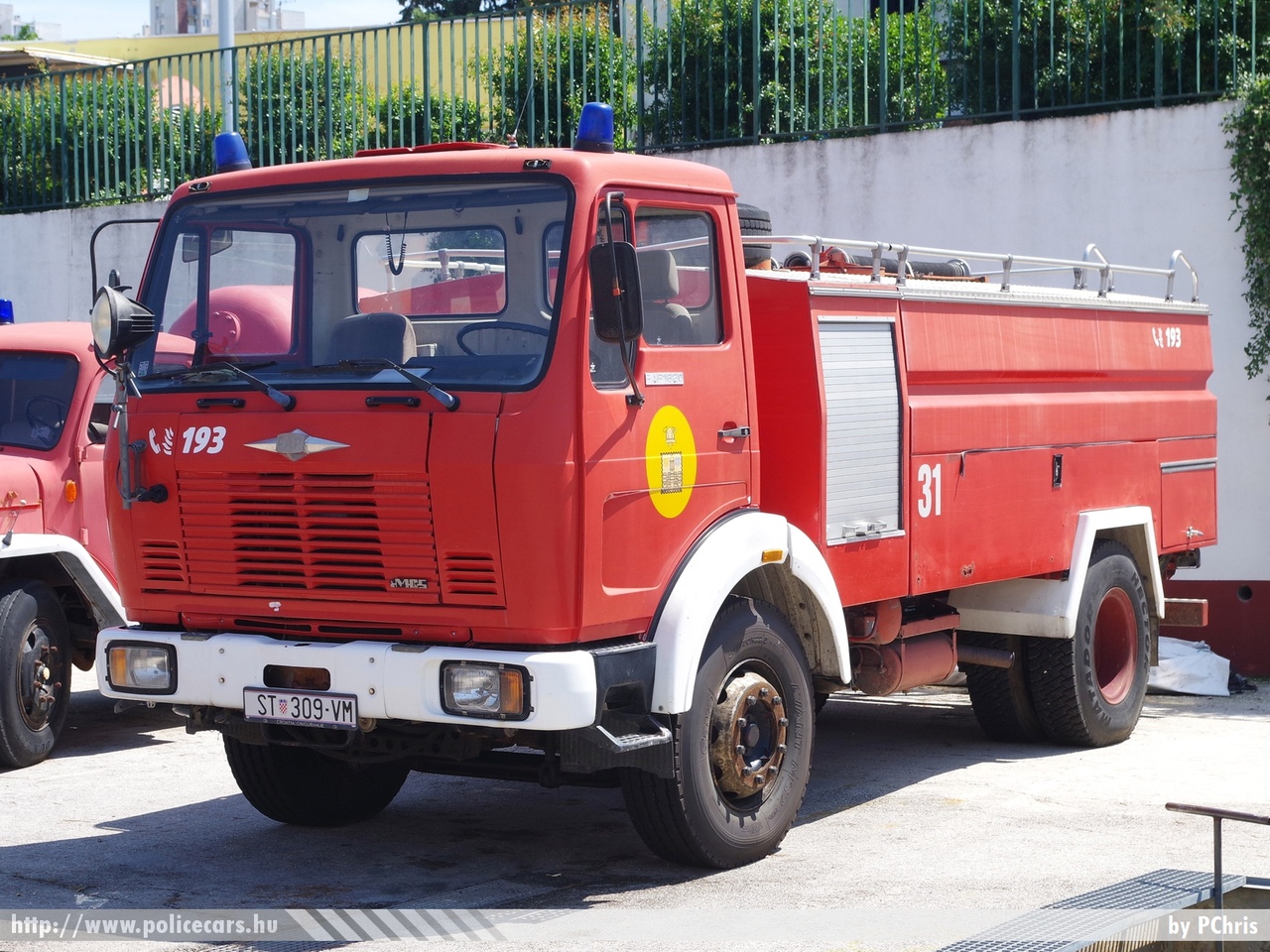 FAP 1620, Split, fotó: PChris
Keywords: Horvátország tûzoltóság tûzoltóautó horvát Croatia croatian firefighter firetruck fire