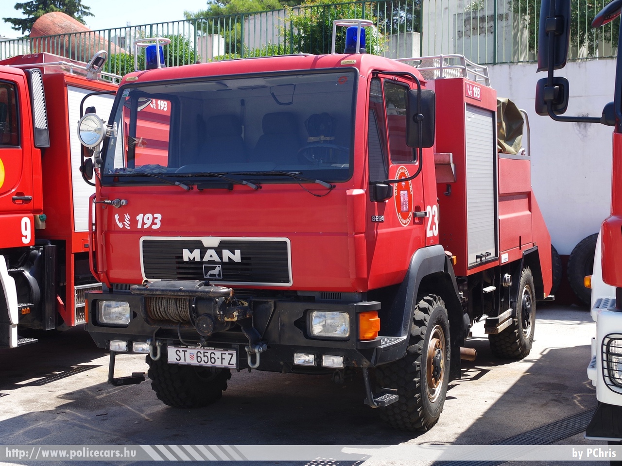 MAN 8-224, Split, fotó: PChris
Keywords: Horvátország tûzoltóság tûzoltóautó horvát Croatia croatian firefighter firetruck fire