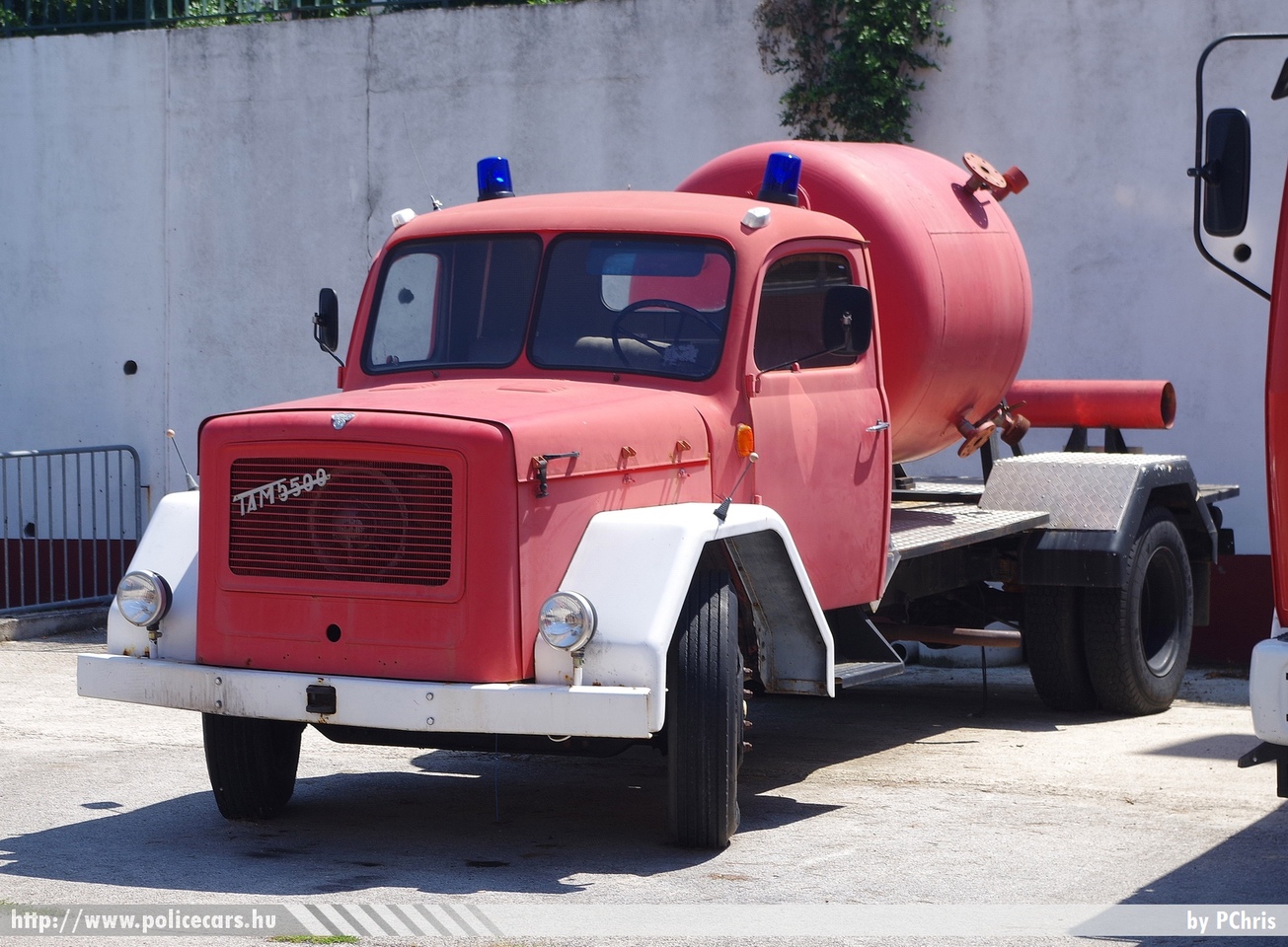 TAM 5500, Split, fotó: PChris
Keywords: Horvátország tûzoltóság tûzoltóautó horvát Croatia croatian firefighter firetruck fire