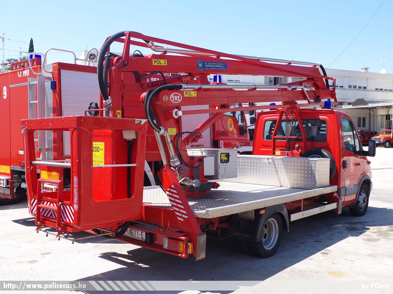 Iveco Daily, Split, fotó: PChris
Keywords: Horvátország tûzoltóság tûzoltóautó horvát Croatia croatian firefighter firetruck fire