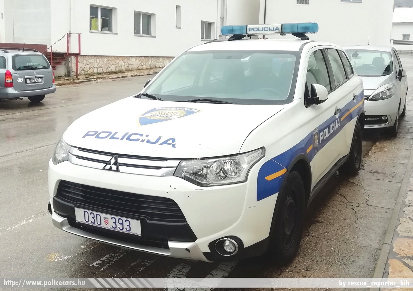 Mitsubishi Outlander, fotó: rescue_reporter_bih
Keywords: croatian rendőr rendőrautó rendőrség horvát Horvátország policecar police Croatia