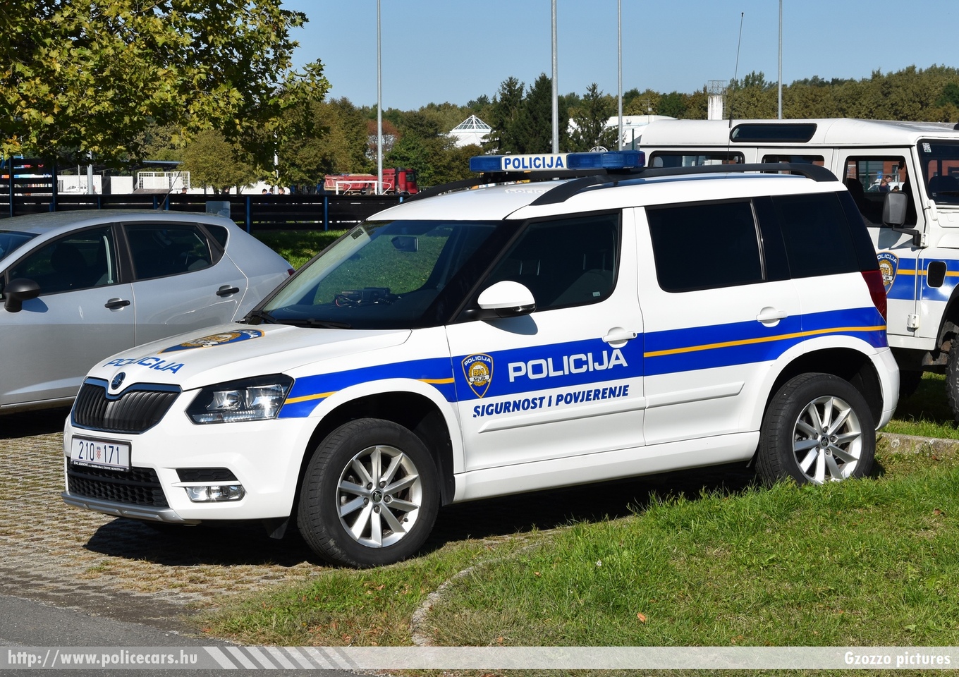 Skoda Yeti, fotó: Gzozzo pictures
Keywords: croatian rendőr rendőrautó rendőrség horvát Horvátország policecar police Croatia