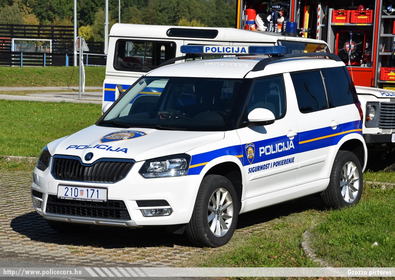 Skoda Yeti, fotó: Gzozzo pictures
Keywords: croatian rendőr rendőrautó rendőrség horvát Horvátország policecar police Croatia