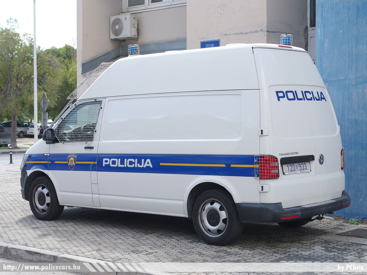 Volkswagen Transporter T6, Hrvatska policija, Omiš, fotó: PChris
Keywords: croatian rendőr rendőrautó rendőrség horvát Horvátország policecar police Croatia