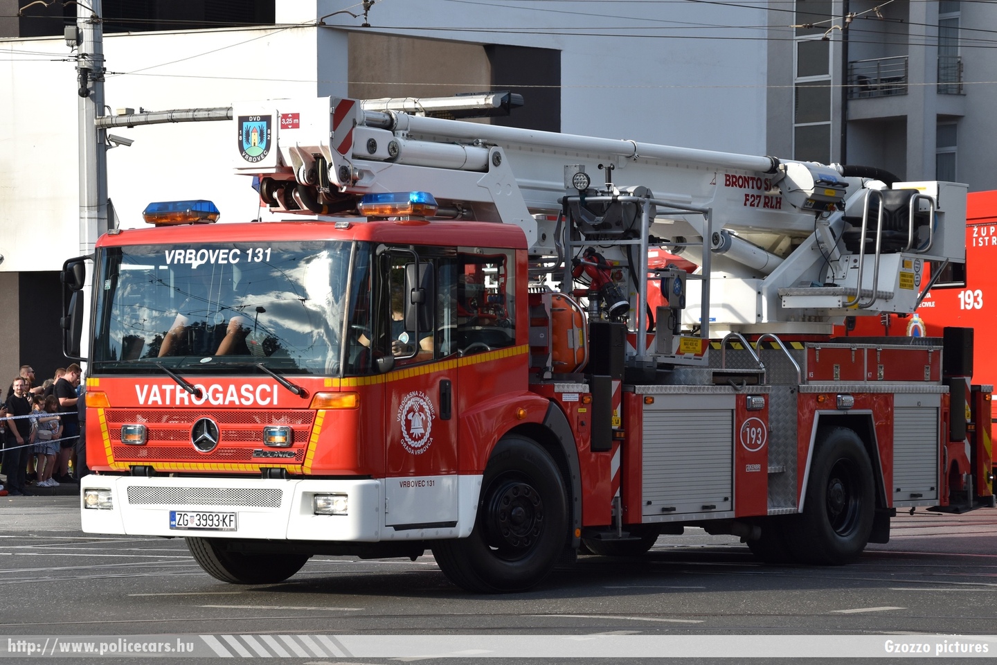 Mercedes Econic, Vatrogasna zajednica Grada Vrbovca, Gzozzo pictures
Keywords: Horvátország tűzoltóság tűzoltóautó horvát Croatia croatian firefighter firetruck fire