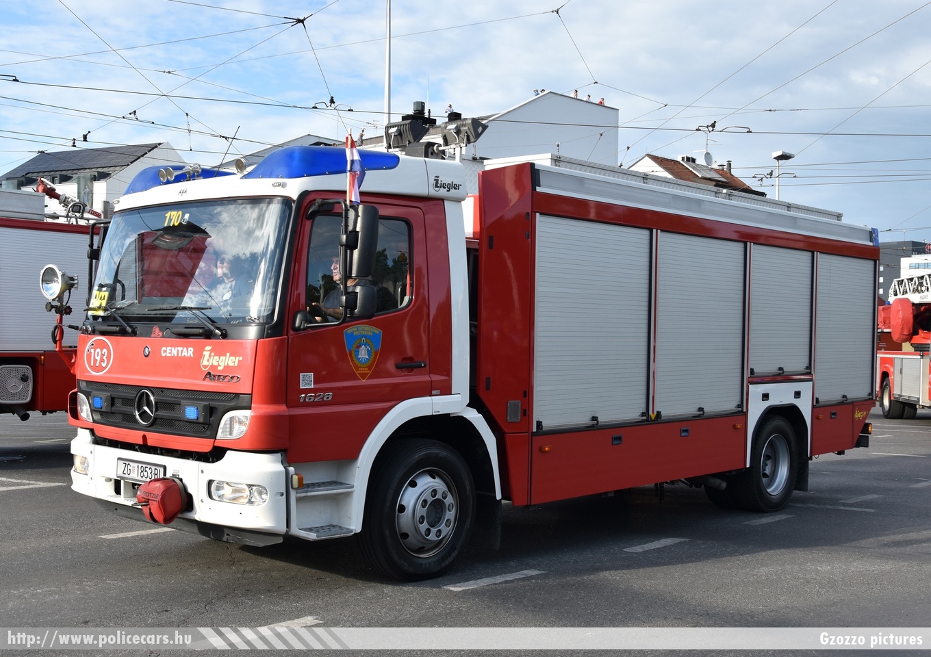 Mercedes Atego 1628 Ziegler, Javna vatrogasna postrojba Grada Zagreba, fotó: Gzozzo pictures
Keywords: Horvátország tűzoltóság tűzoltóautó horvát Croatia croatian firefighter firetruck fire