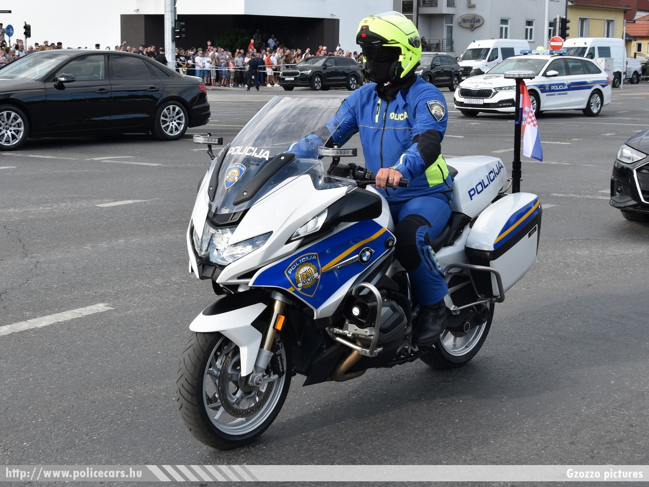 BMW, fotó: Gzozzo pictures
Keywords: croatian rendőr rendőrmotor rendőrség horvát Horvátország policebike police Croatia policemotorcycle