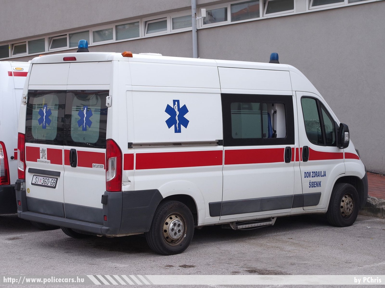 Peugeot Boxer, Dom Zdravlja Šibenik, fotó: PChris
Keywords: horvát Horvátország mentő mentőautó Croatia croatian ambulance