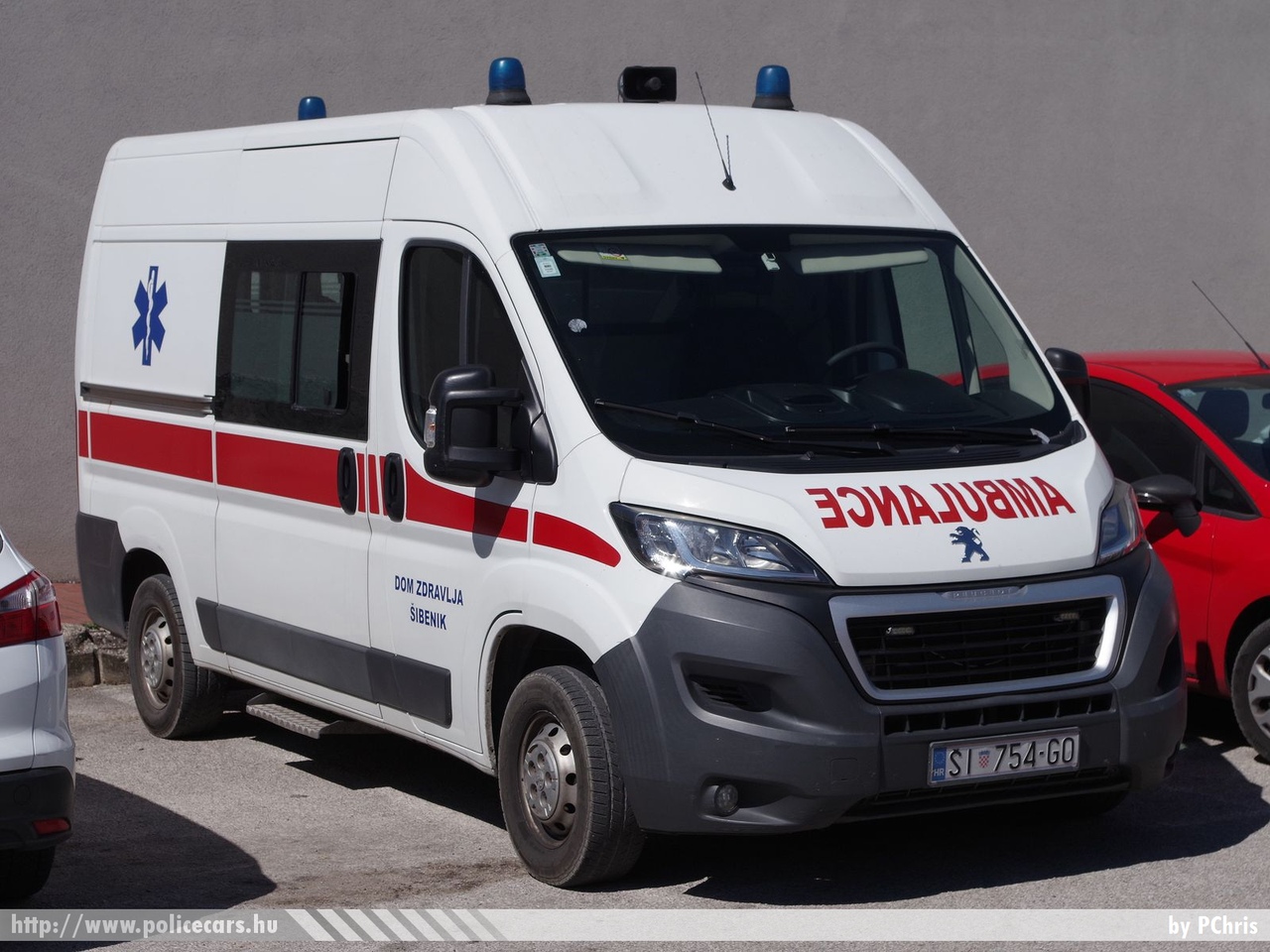 Peugeot Boxer, Dom Zdravlja Šibenik, fotó: PChris
Keywords: horvát Horvátország mentő mentőautó Croatia croatian ambulance