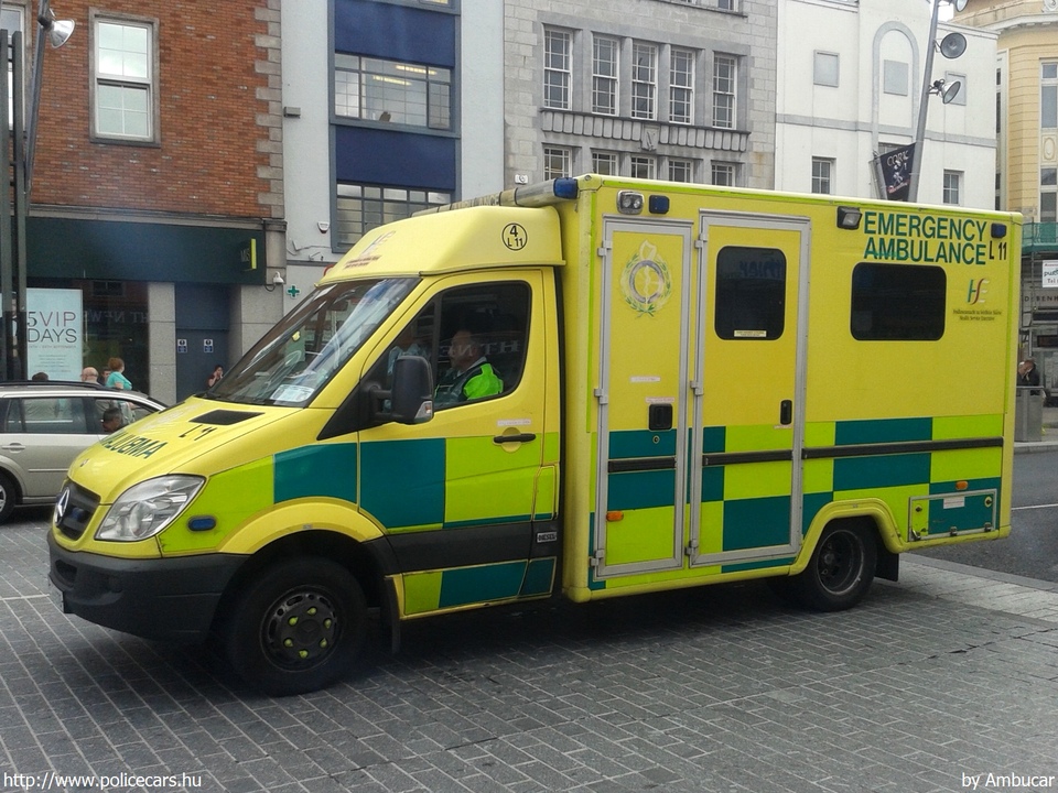 Mercedes-Benz Sprinter 415D, fotó: Ambucar
Keywords: ír Írország mentő mentőautó