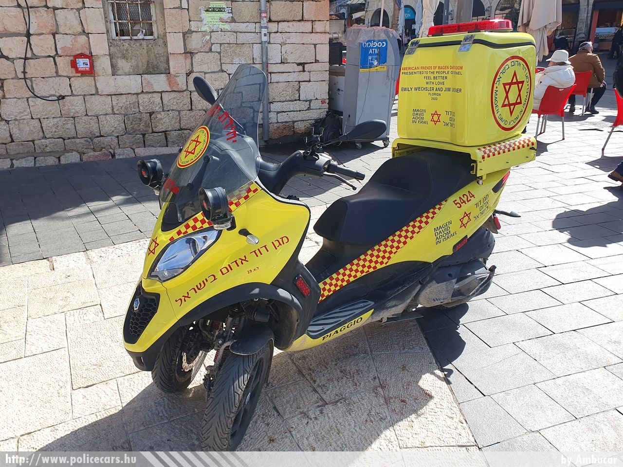 Piaggio MP3, fotó: Ambucar
Keywords: izrael ambulance mentő mentőmotor