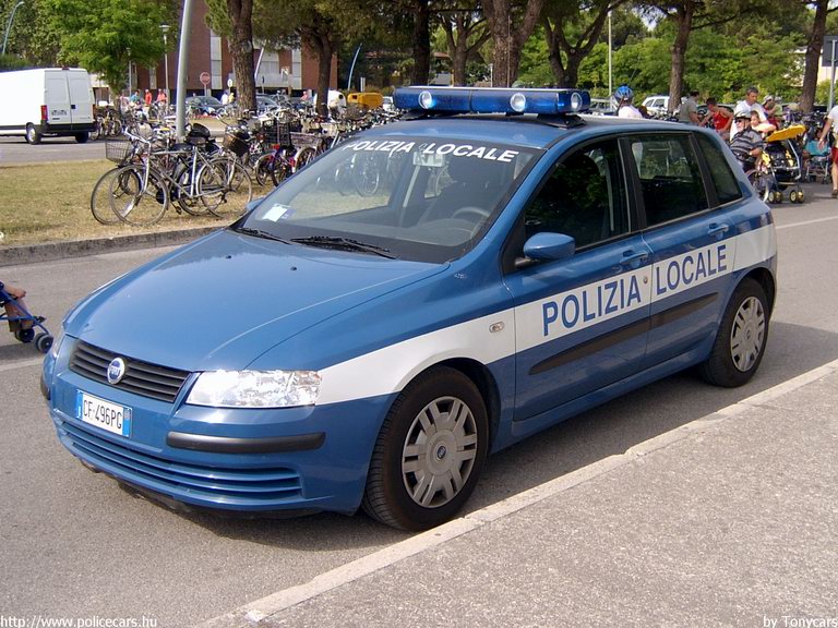 Fiat Stilo, fotó: Tonycars
Keywords: olasz Olaszország rendőrautó rendőrség rendőr
