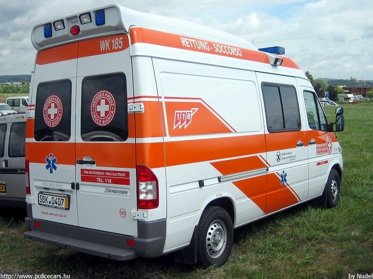 Mercedes Sprinter, fotó: Nudel
Keywords: olasz Olaszország mentőautó mentő
