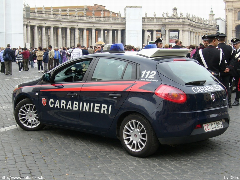 Fiat Bravo, fotó: DBiro
Keywords: olasz Olaszország rendőrautó rendőrség rendőr  carabinieri 