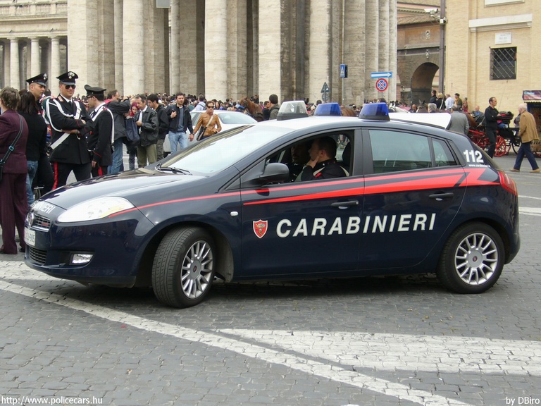 Fiat Bravo, fotó: DBiro
Keywords: olasz Olaszország rendőrautó rendőrség rendőr  carabinieri 