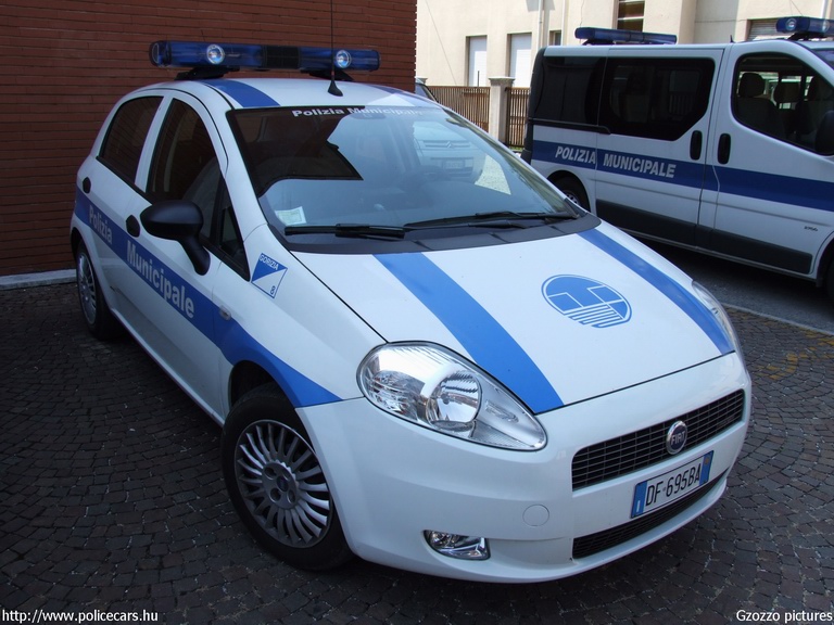 Fiat Grande Punto, fotó: Gzozzo pictures
Keywords: olasz Olaszország rendőrautó rendőrség rendőr