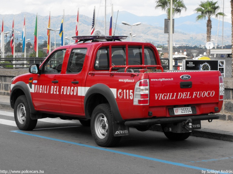 Ford Ranger, fotó: Szilágyi András
Keywords: tûzoltó tûzoltóautó tûzoltóság Olaszország olasz