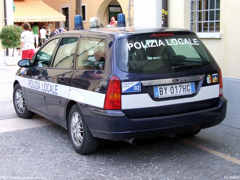 Ford Focus, fotó: Bálint
Keywords: rendőr rendőrautó rendőrség olasz Olaszország